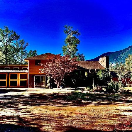 Country Home, Sleeps 6 Pets Friendly Port Alberni Bagian luar foto
