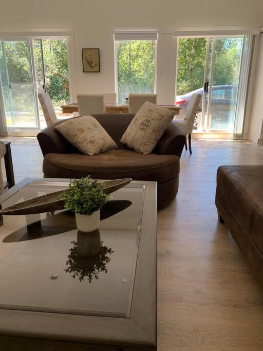 Country Home, Sleeps 6 Pets Friendly Port Alberni Bagian luar foto