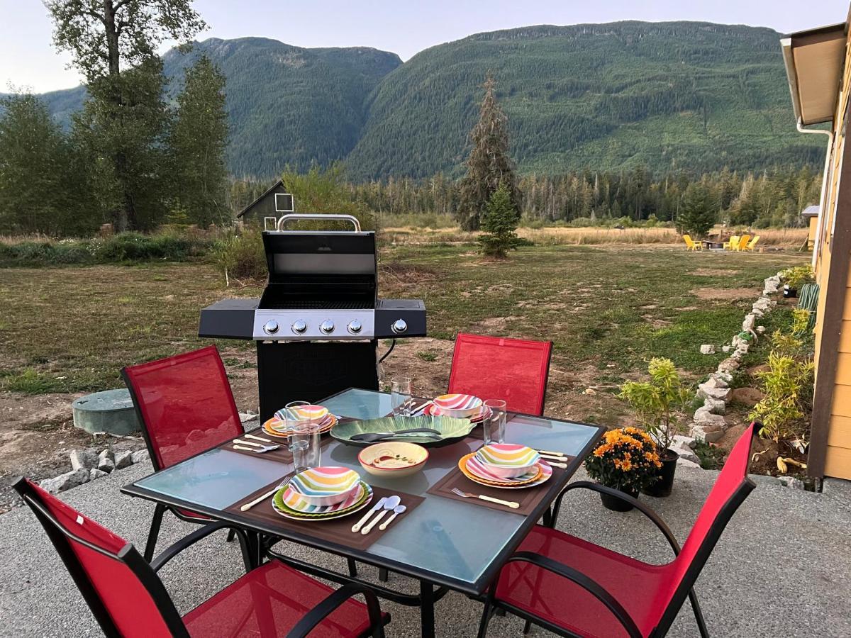 Country Home, Sleeps 6 Pets Friendly Port Alberni Bagian luar foto