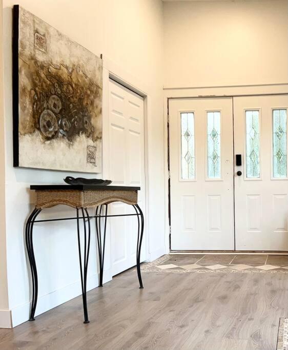 Country Home, Sleeps 6 Pets Friendly Port Alberni Bagian luar foto