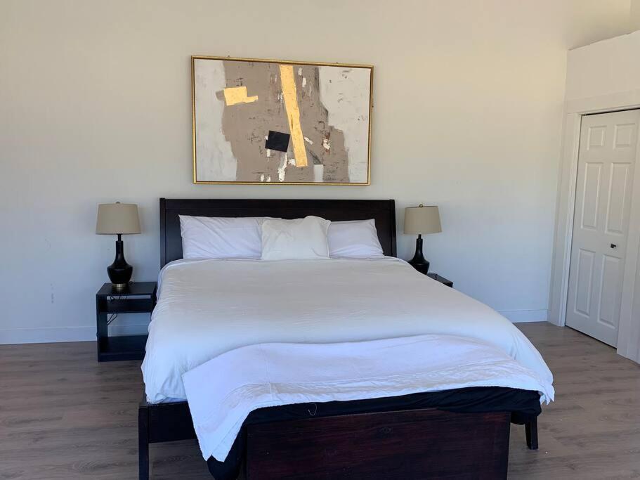 Country Home, Sleeps 6 Pets Friendly Port Alberni Bagian luar foto
